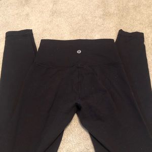 Lululemon wunder under